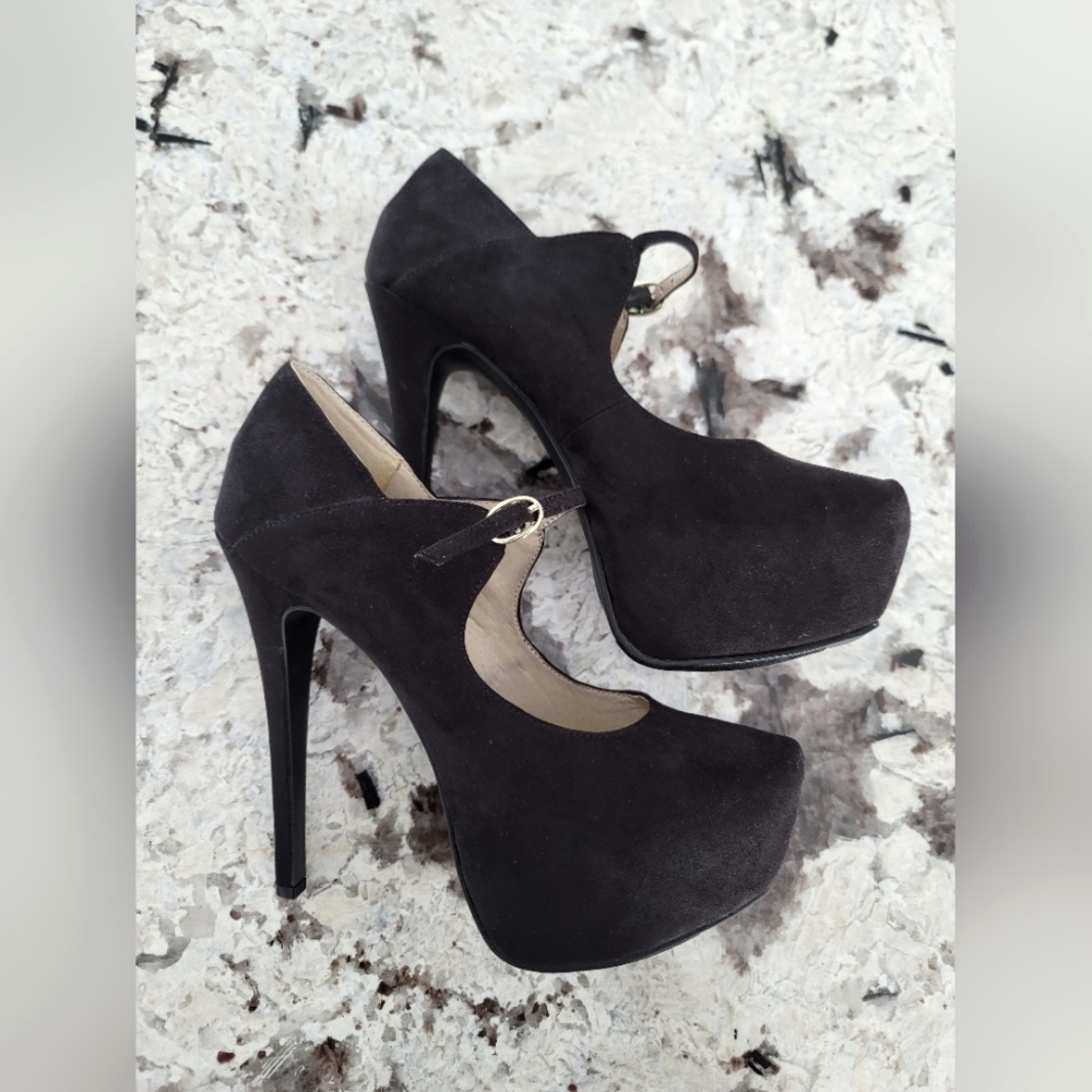 Black Suede-like High Heels